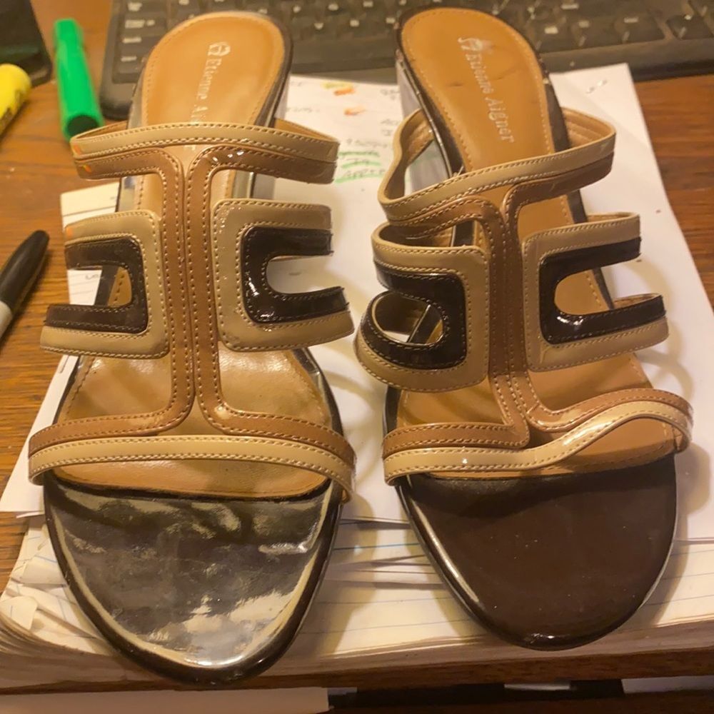 Etienne Aigner Sandals sz. 7.5 medium